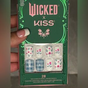 KISS Wicked Press-On Nails - Floral and Plaid